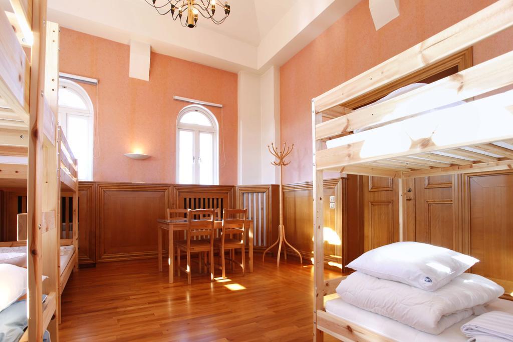 Pronova Hotell & Vandrarhem นอเชอร์ปิง ภายนอก รูปภาพ